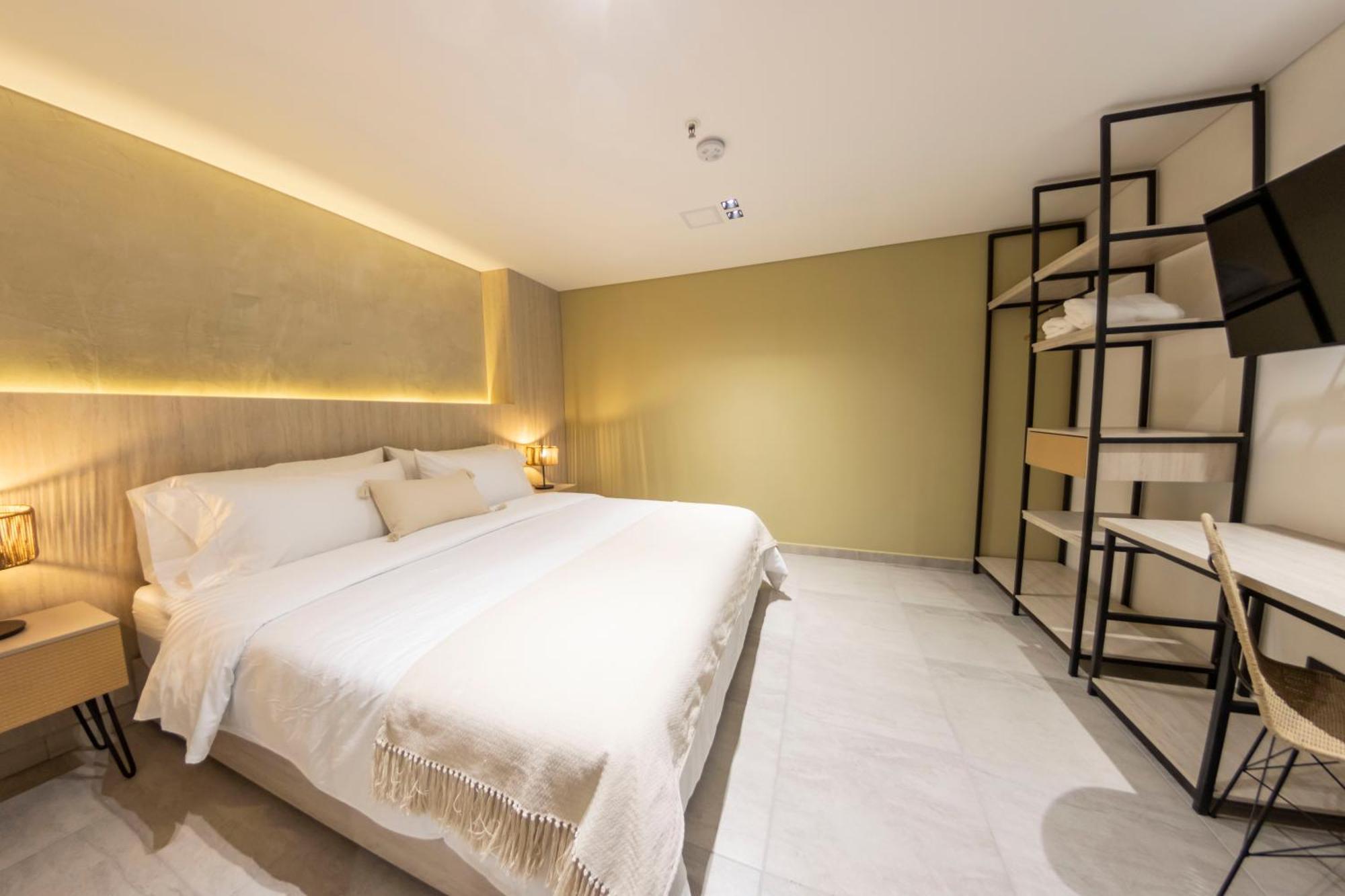 Sonata 44 Hotel Laureles Medellín Eksteriør bilde